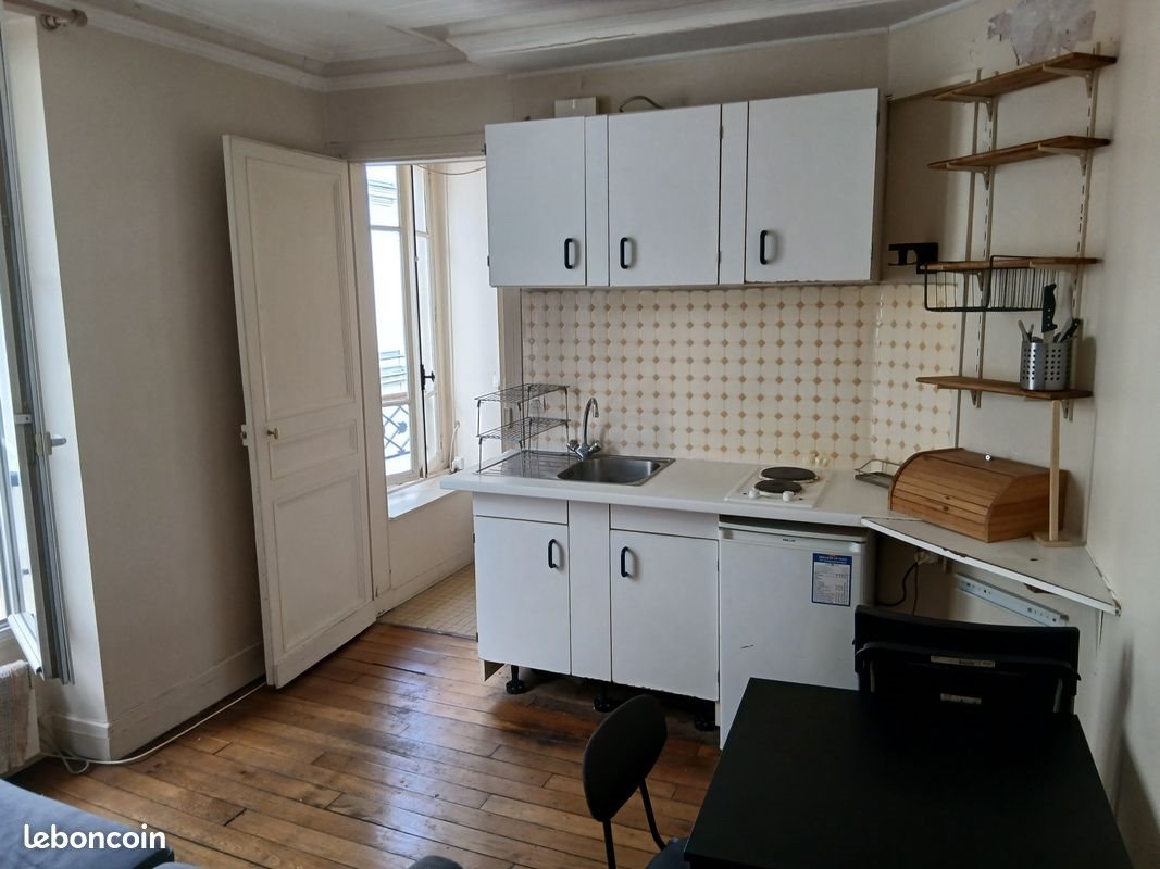 Appartement à louer, 25m², Paris 7ème