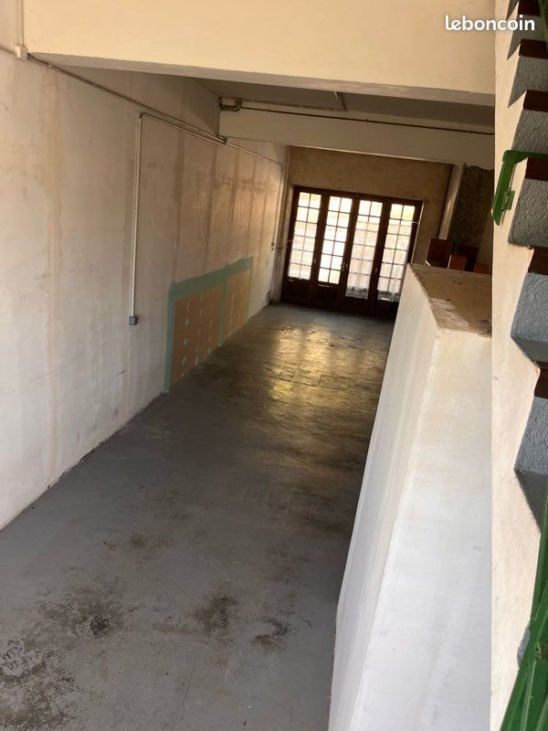 Appartement à louer, 85m², Montcuq