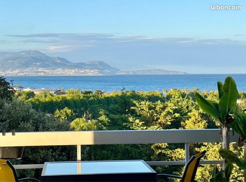 Appartement à louer, 63m², Antibes