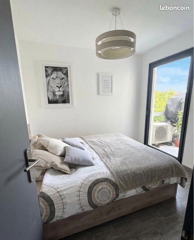 Appartement à louer, 63m², Antibes