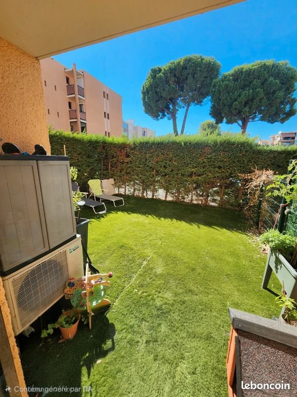 Appartement à louer, 65m², Antibes