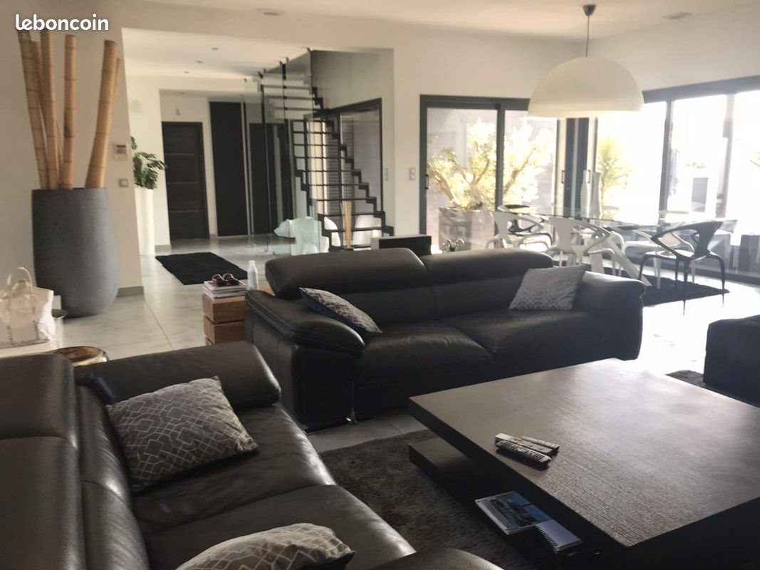 Maison à louer, 150m², Saint-Sériès