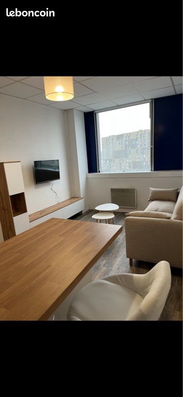 Appartement à louer, 19m², Tours