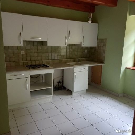 Appartement à louer, 90m², Saint-Martin-de-Valamas