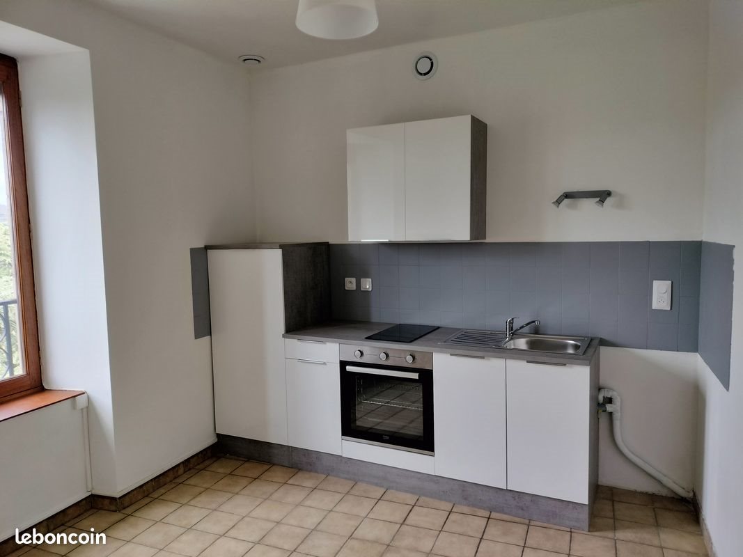 Appartement à louer, 50m², Sévérac-le-Château