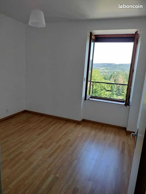 Appartement à louer, 50m², Sévérac-le-Château