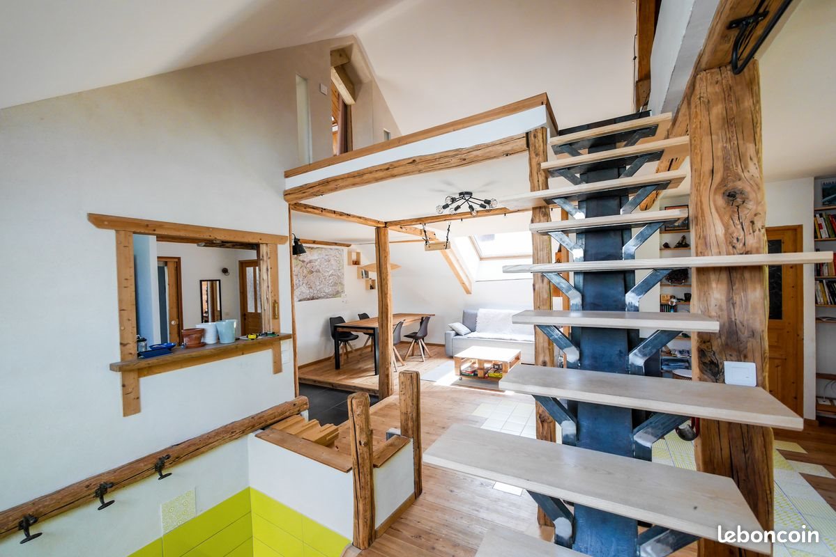Appartement à louer, 75m², Briançon