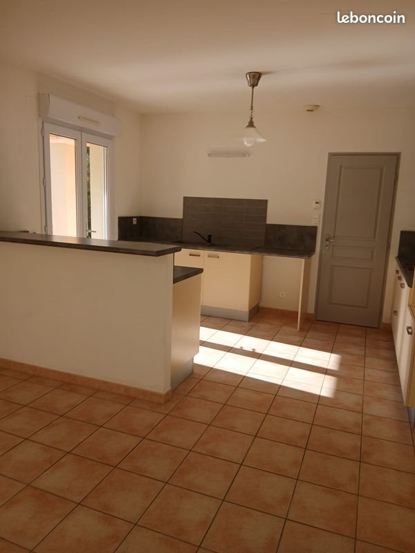 Maison à vendre, 89m², Mazan
