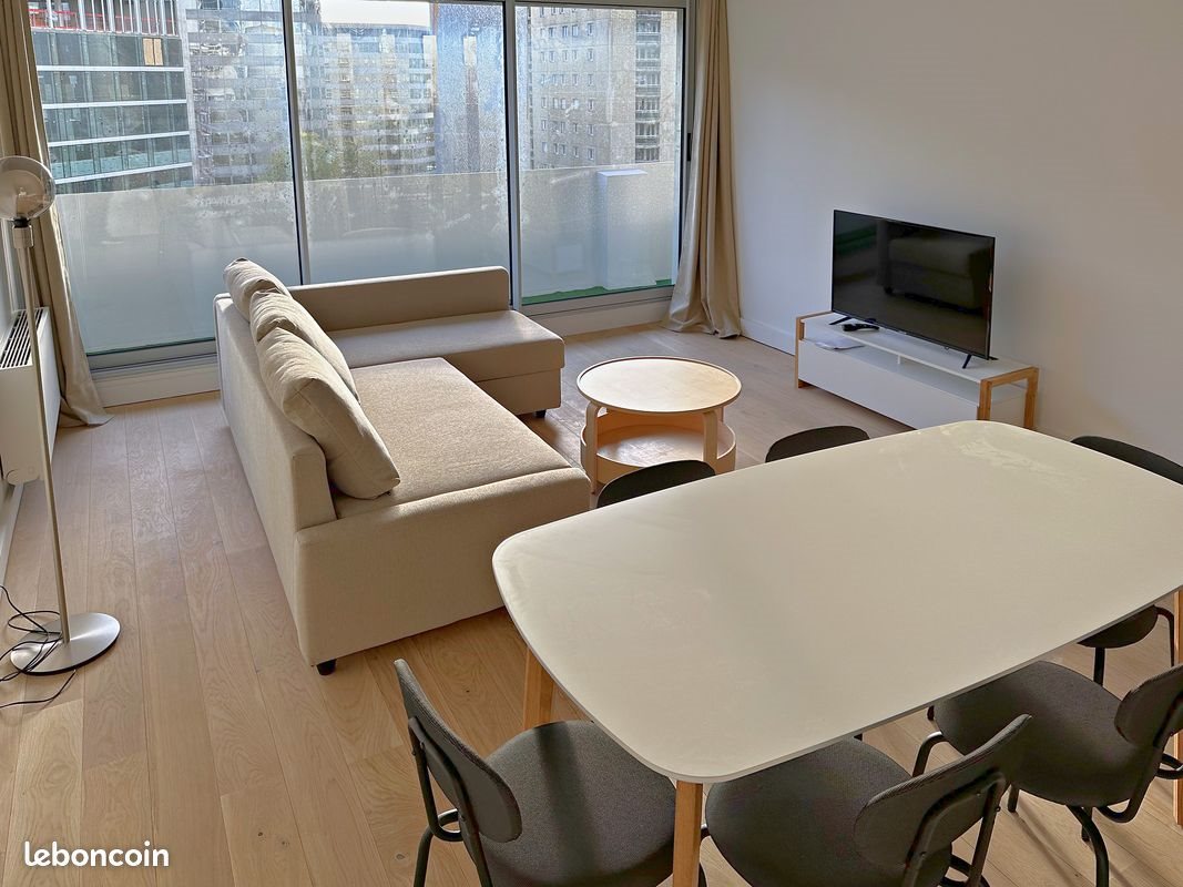 Appartement à louer, 87m², Courbevoie