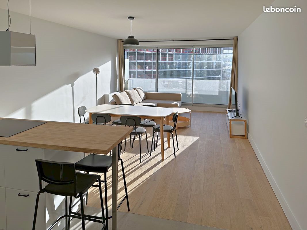 Appartement à louer, 87m², Courbevoie