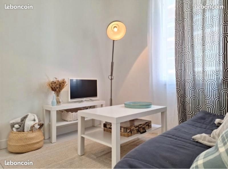 Appartement à louer, 33m², Rochefort
