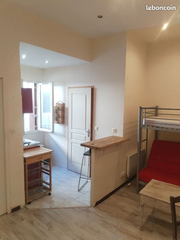 Appartement à louer, 20m², Nîmes