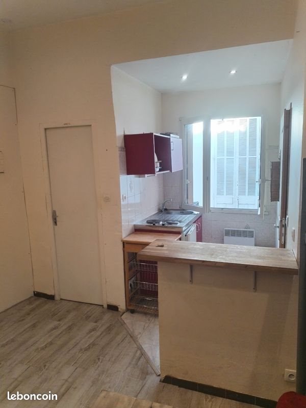 Appartement à louer, 20m², Nîmes
