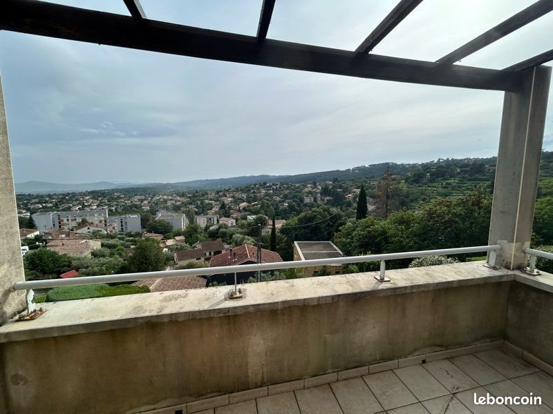 Appartement à louer, 55m², Aubenas