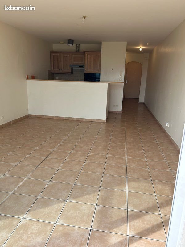 Appartement à louer, 55m², Aubenas
