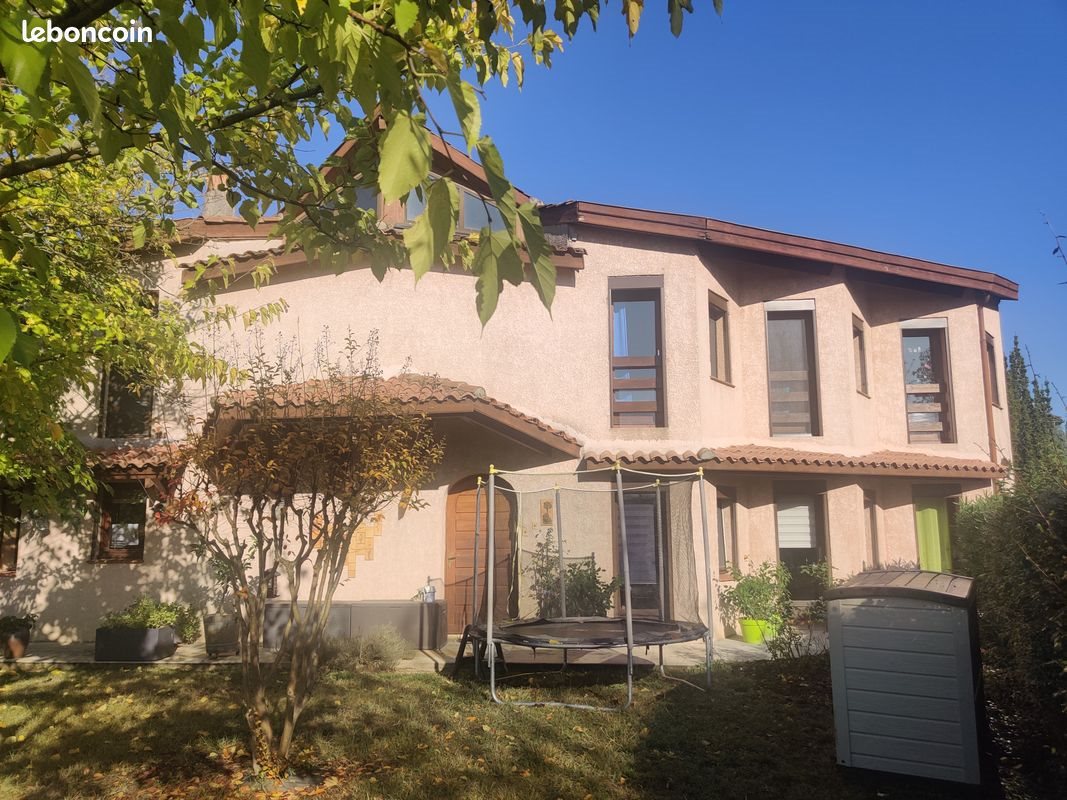 Maison à vendre, 262m², Bias