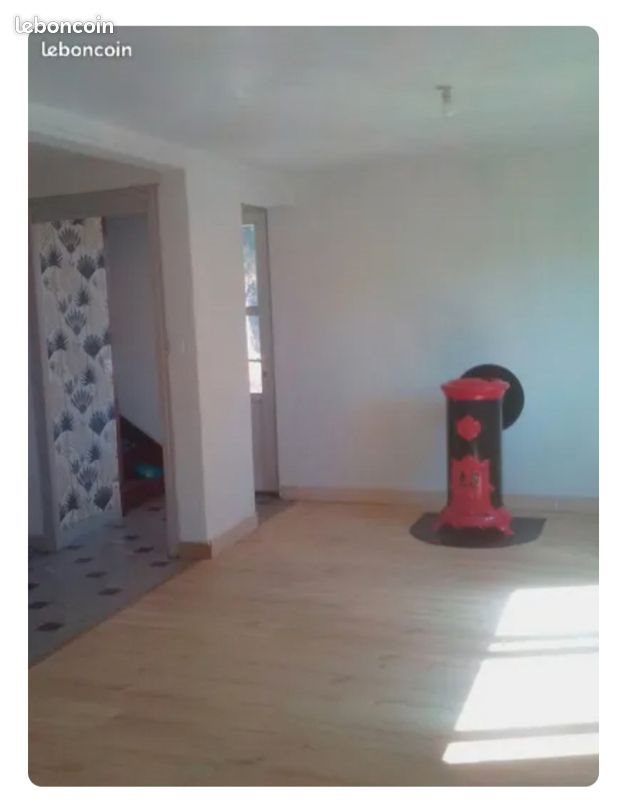 Maison à louer, 75m², Saint-Caradec-Trégomel