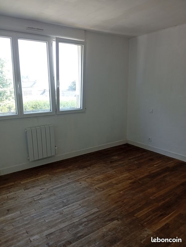 Maison à louer, 75m², Saint-Caradec-Trégomel