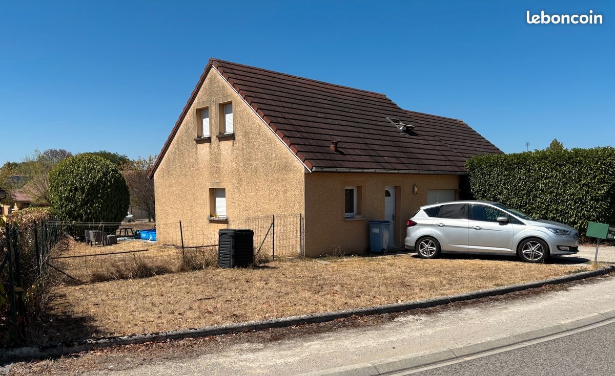 Maison à louer, 98m², Domblans