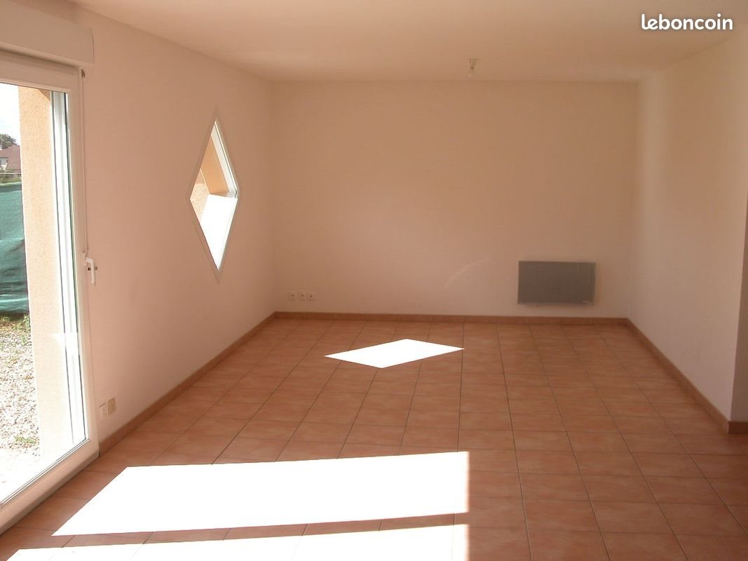 Maison à louer, 98m², Domblans