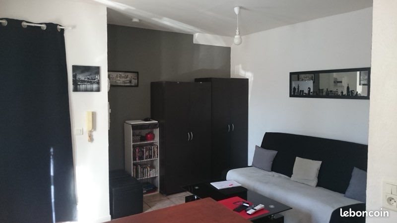 Appartement à louer, 25m², Marines