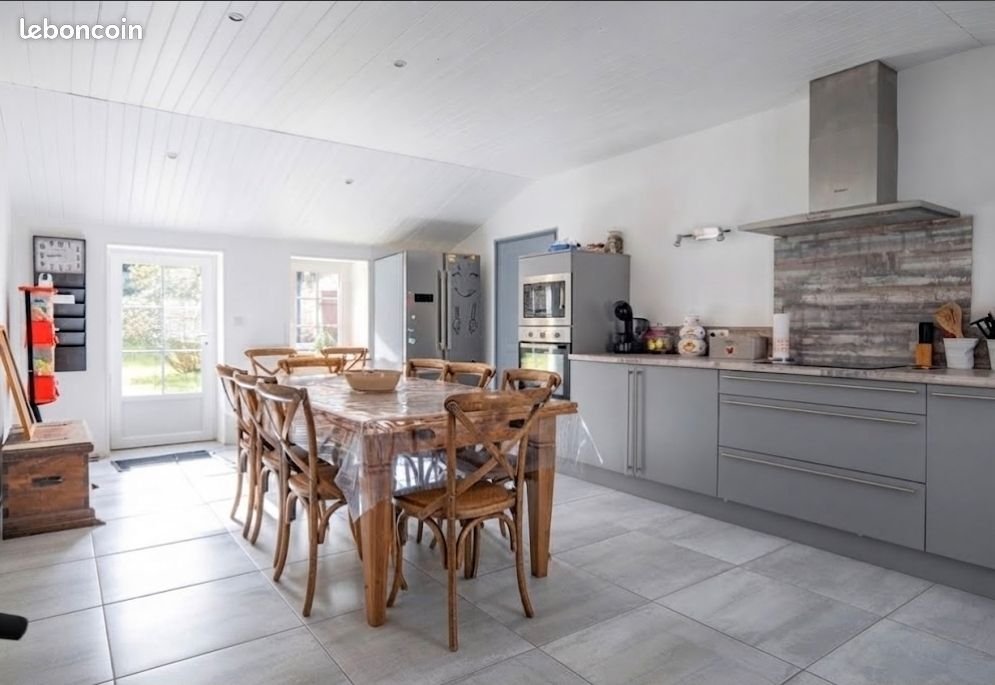 Maison à vendre, 218m², Les Magnils-Reigniers