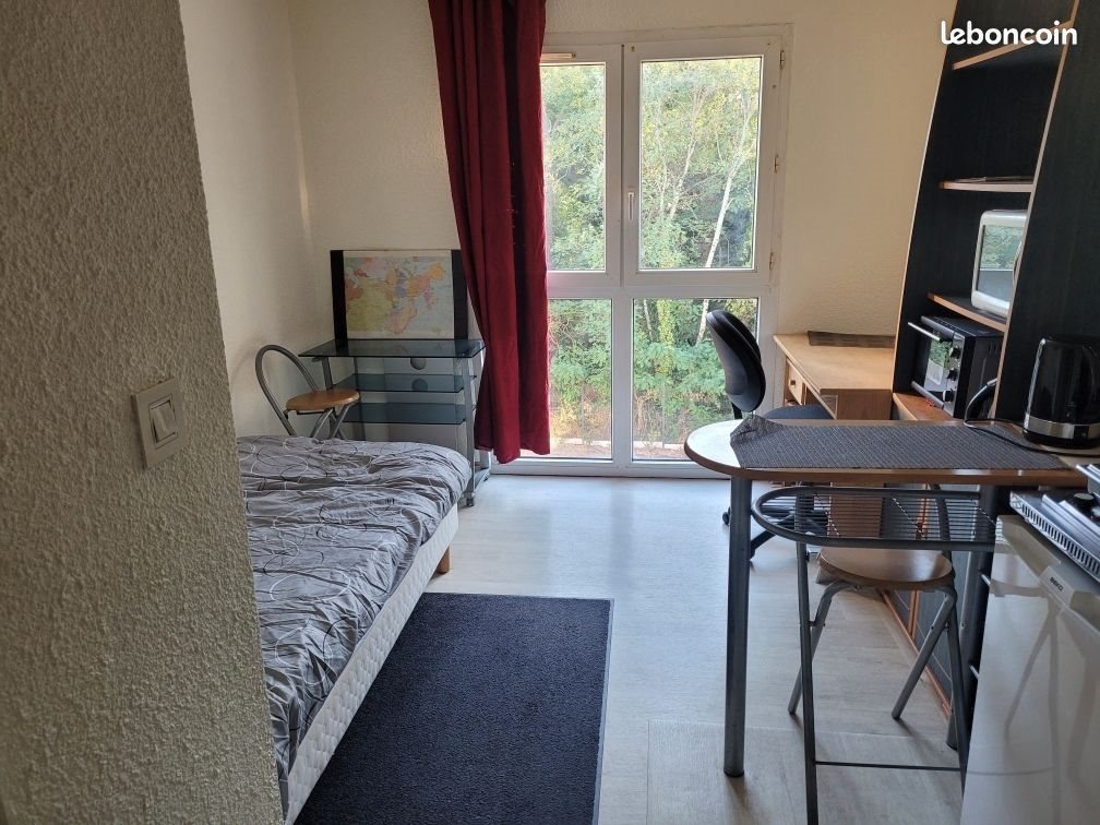 Appartement à louer, 14m², Saint-Nazaire