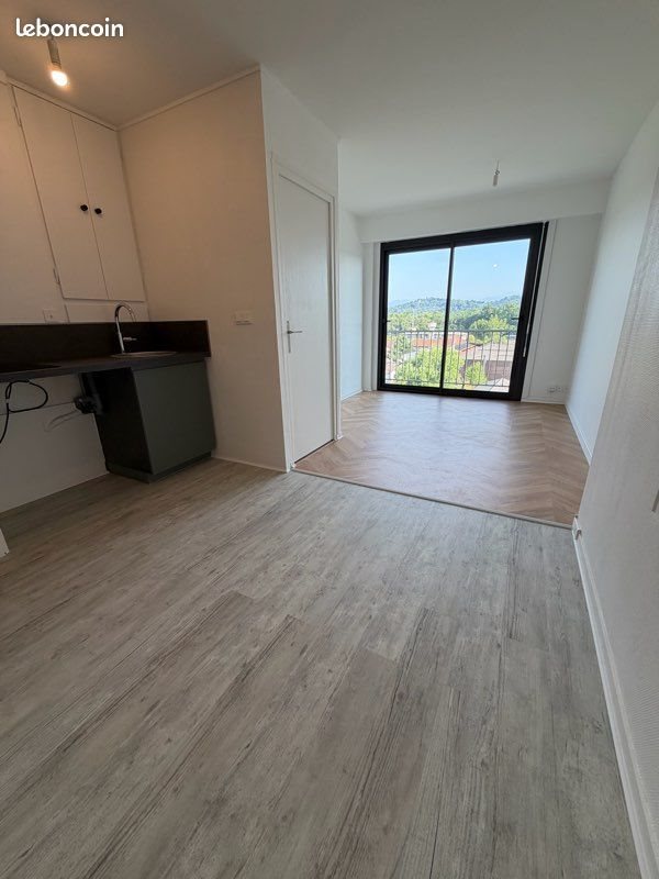 Appartement à louer, 35m², Pau