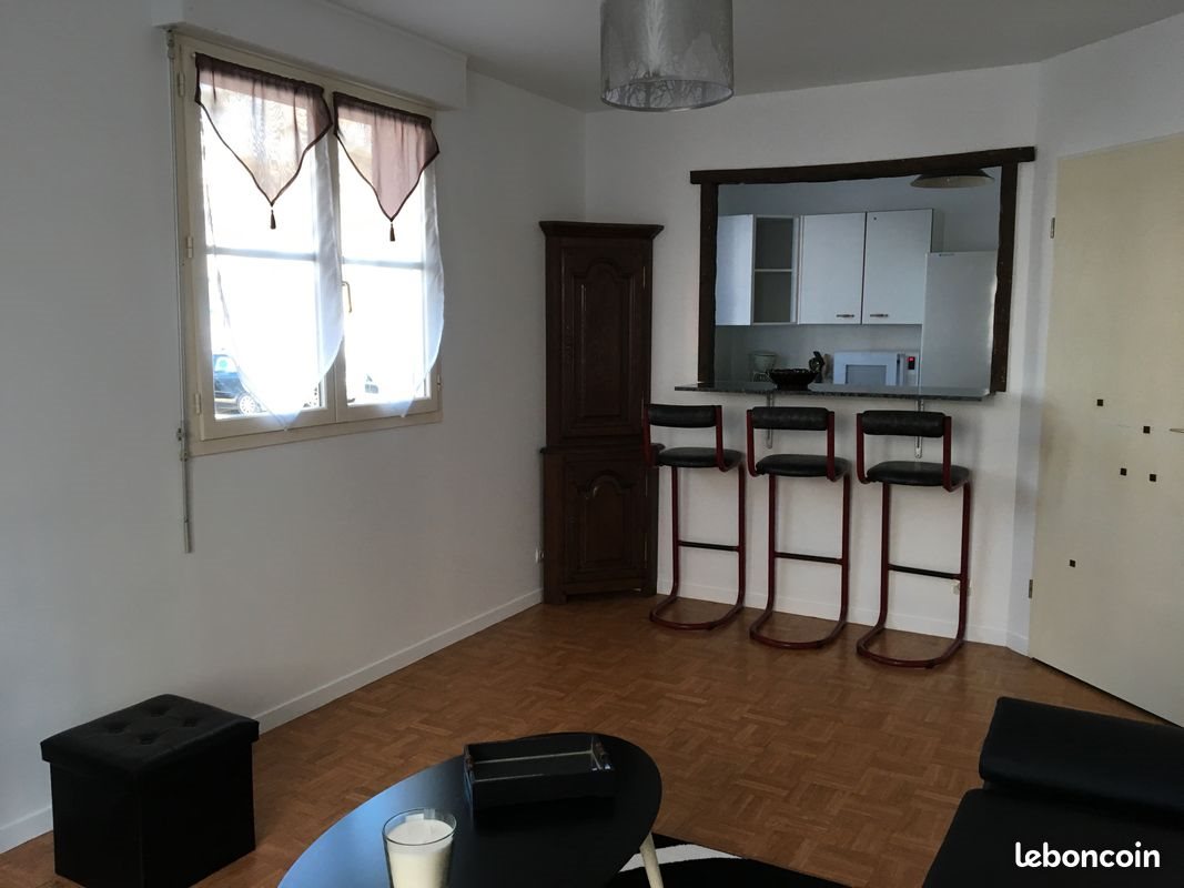 Appartement à louer, 36m², Cergy