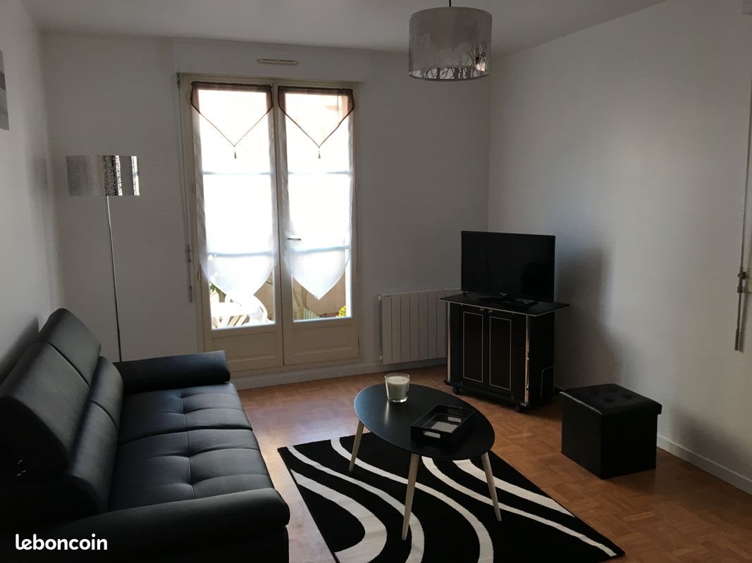 Appartement à louer, 36m², Cergy