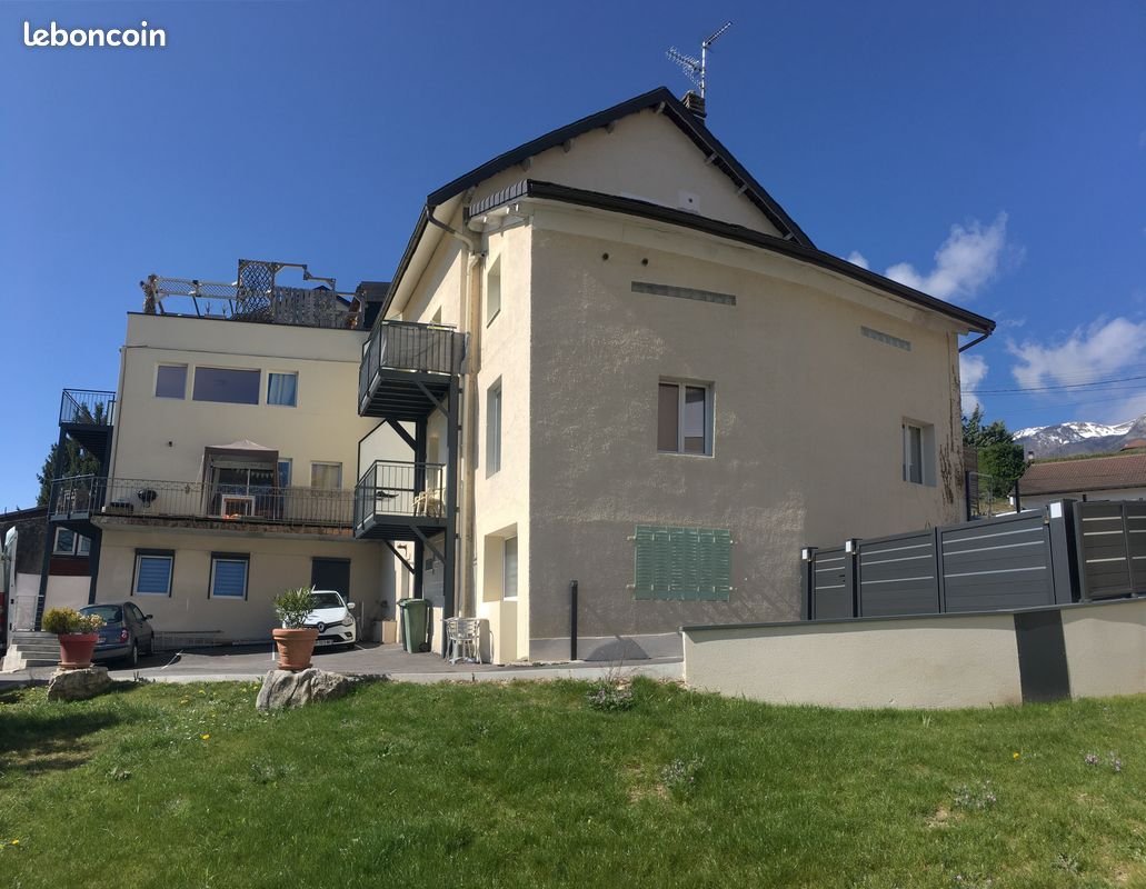 Appartement à louer, 52m², Thoiry