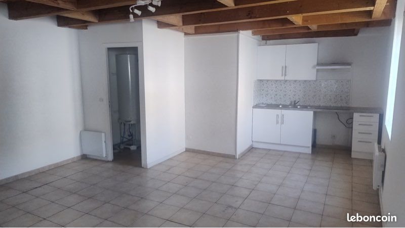 Appartement à louer, 100m², Sauve