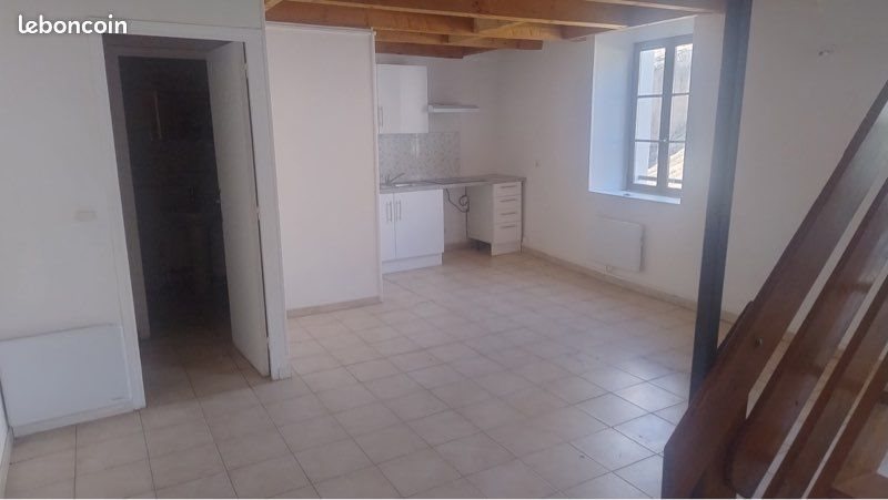 Appartement à louer, 100m², Sauve