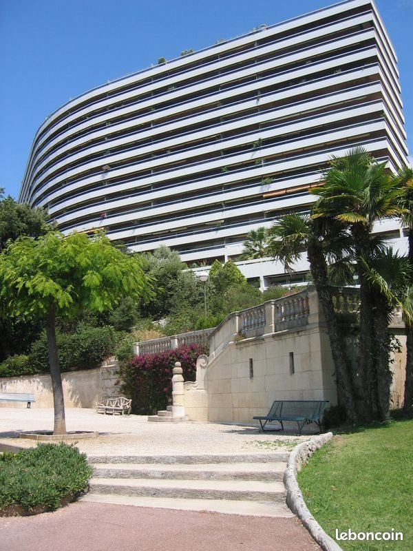 Appartement à louer, 17m², Marseille 8ème