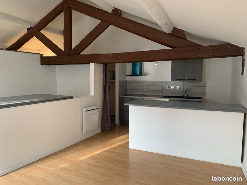 Appartement à louer, 44m², Calvisson