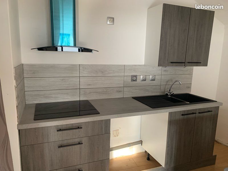 Appartement à louer, 44m², Calvisson