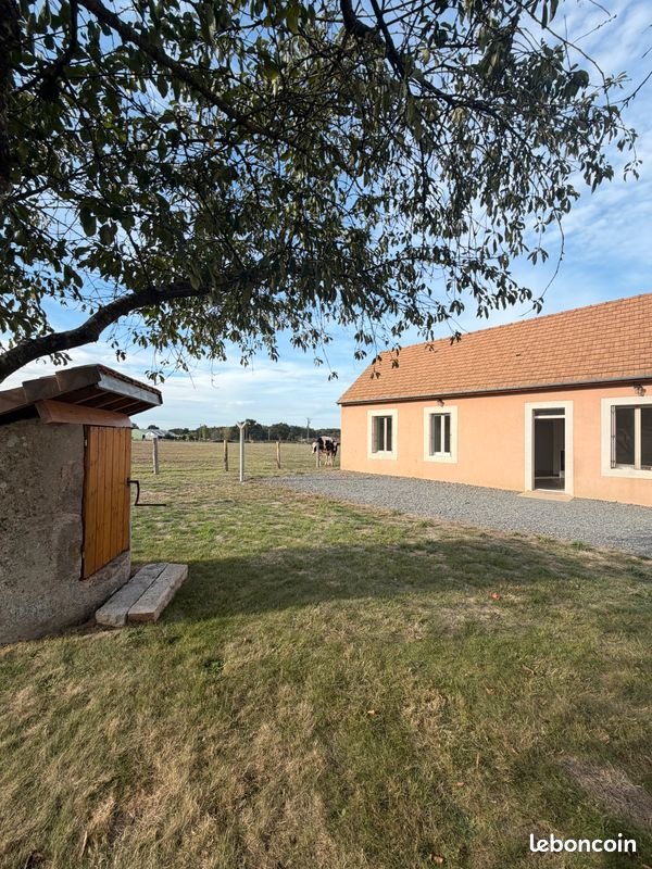 Maison à louer, 90m², Mézeray