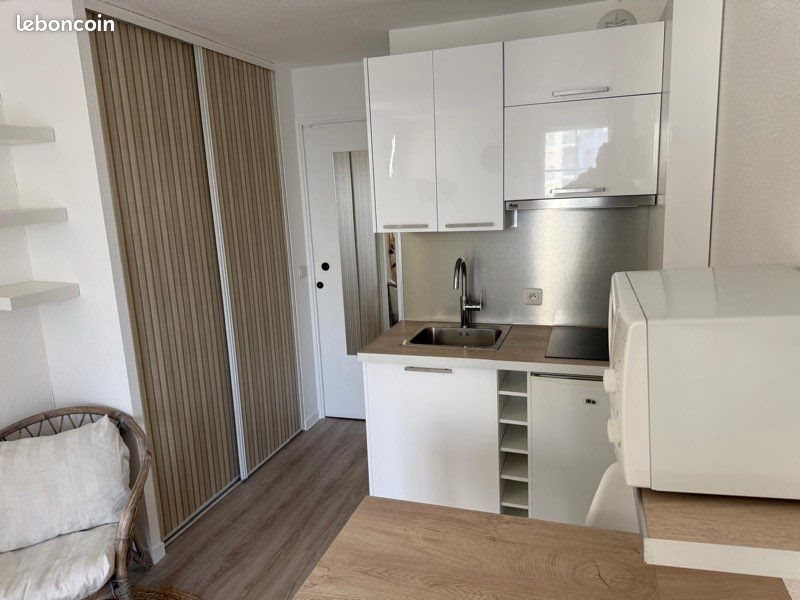 Appartement à louer, 20m², Courbevoie