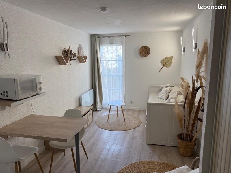 Appartement à louer, 20m², Courbevoie