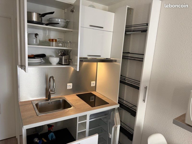 Appartement à louer, 20m², Courbevoie