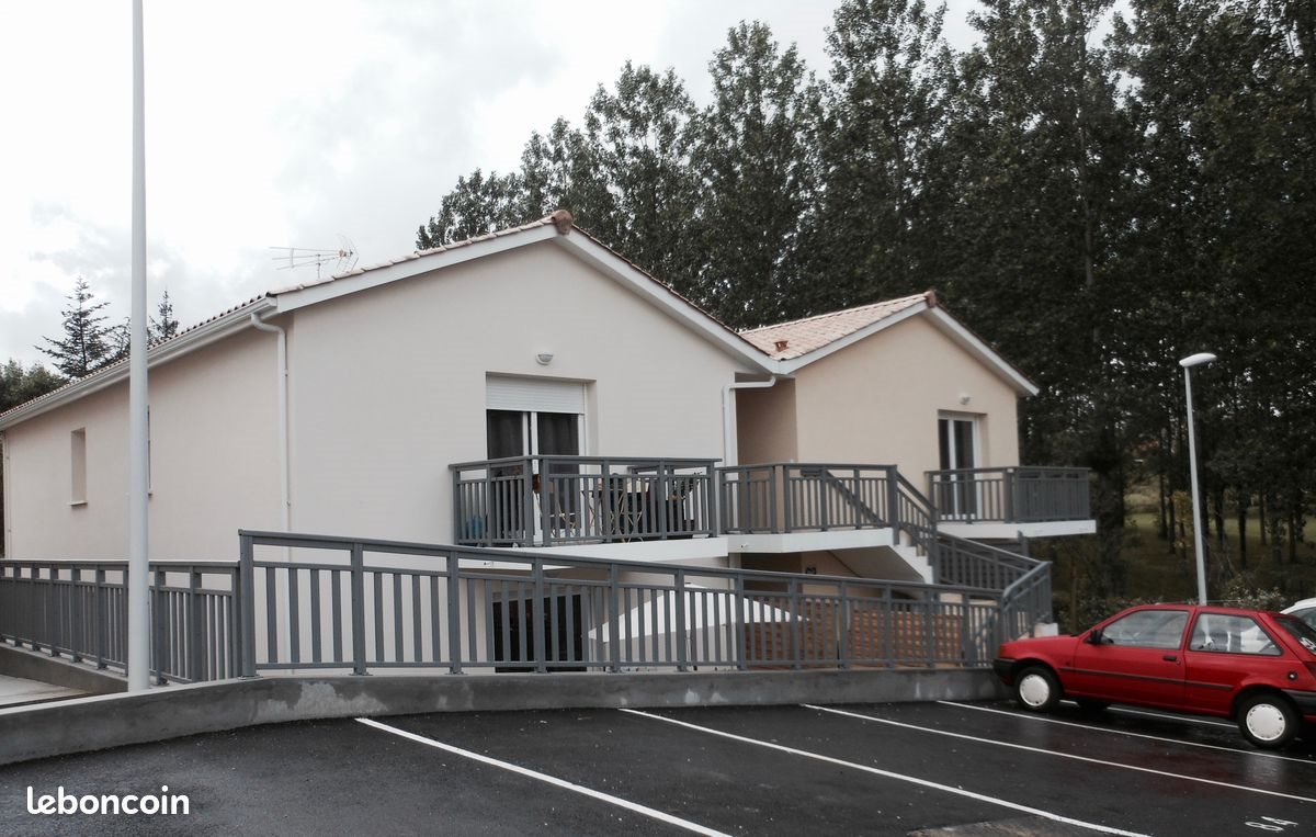 Appartement à louer, 43m², Montussan