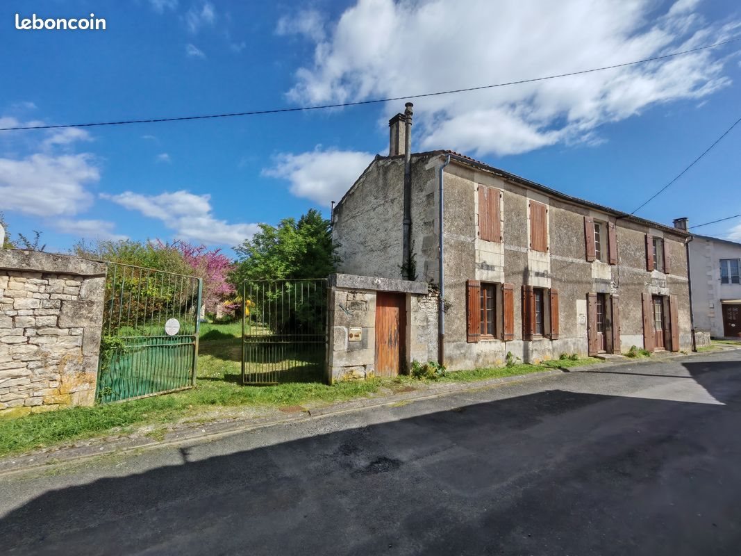 Maison à vendre, 140m², Villeneuve-la-Comtesse