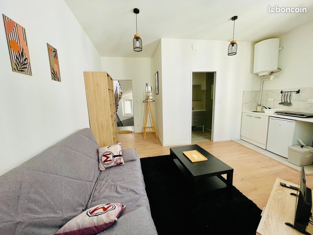 Appartement à louer, 21m², Nîmes