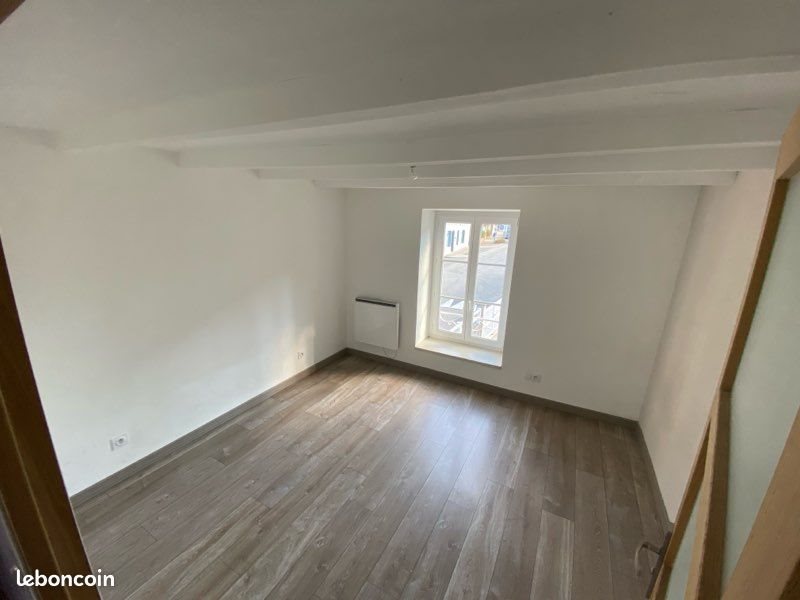 Appartement à louer, 36m², Vézeronce-Curtin