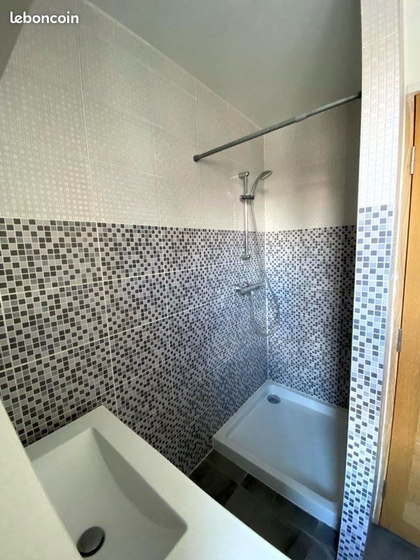 Appartement à louer, 36m², Vézeronce-Curtin
