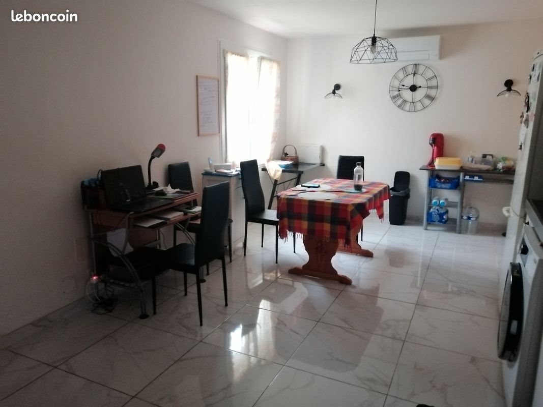 Maison à louer, 90m², Sigean