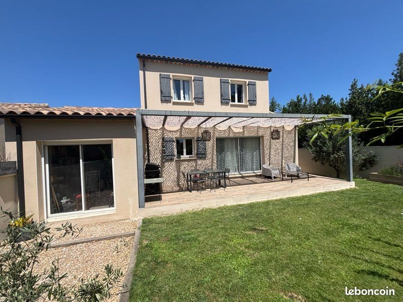 Maison à vendre, 104m², Caumont-sur-Durance