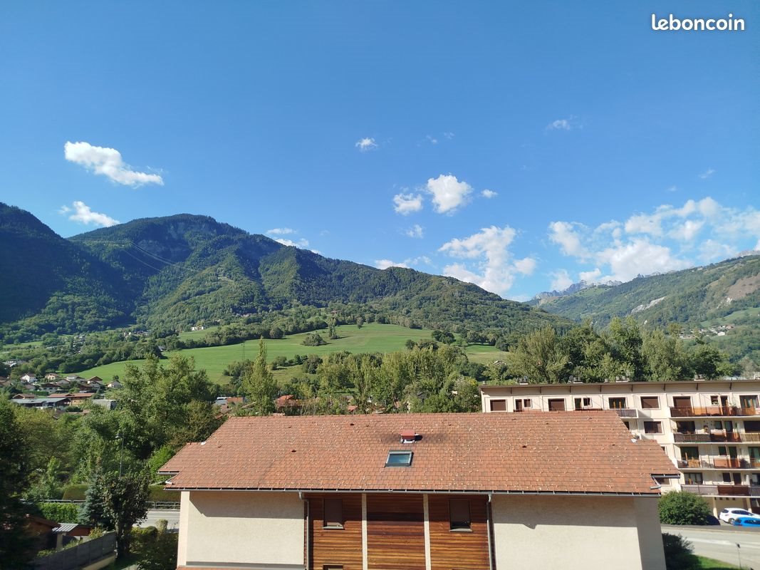 Appartement à louer, 70m², Moûtiers