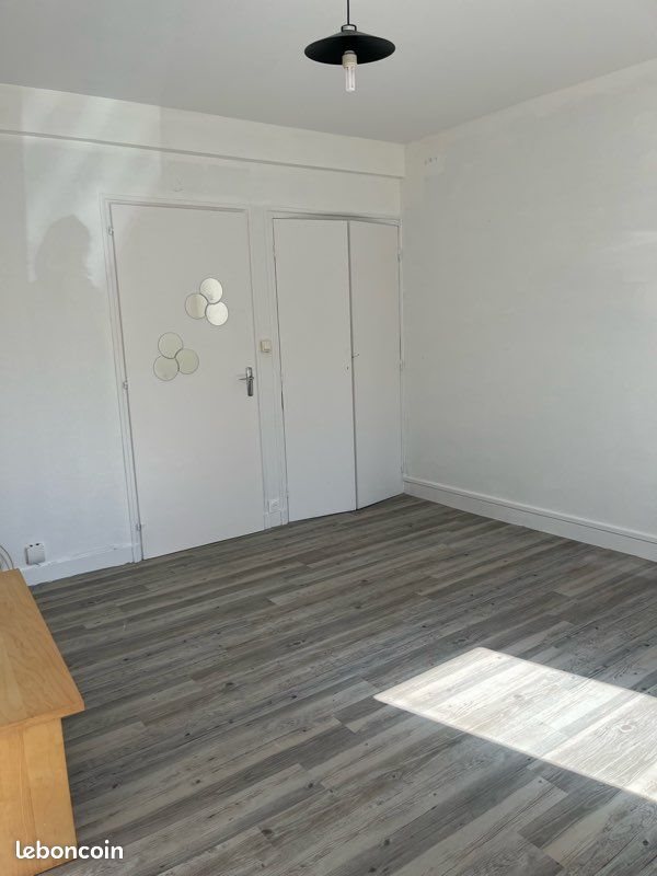 Appartement à louer, 23m², Angoulême