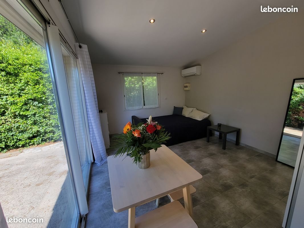 Appartement à louer, 27m², Nîmes